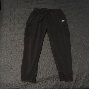Nike mens Black Cargo Jogger Pants